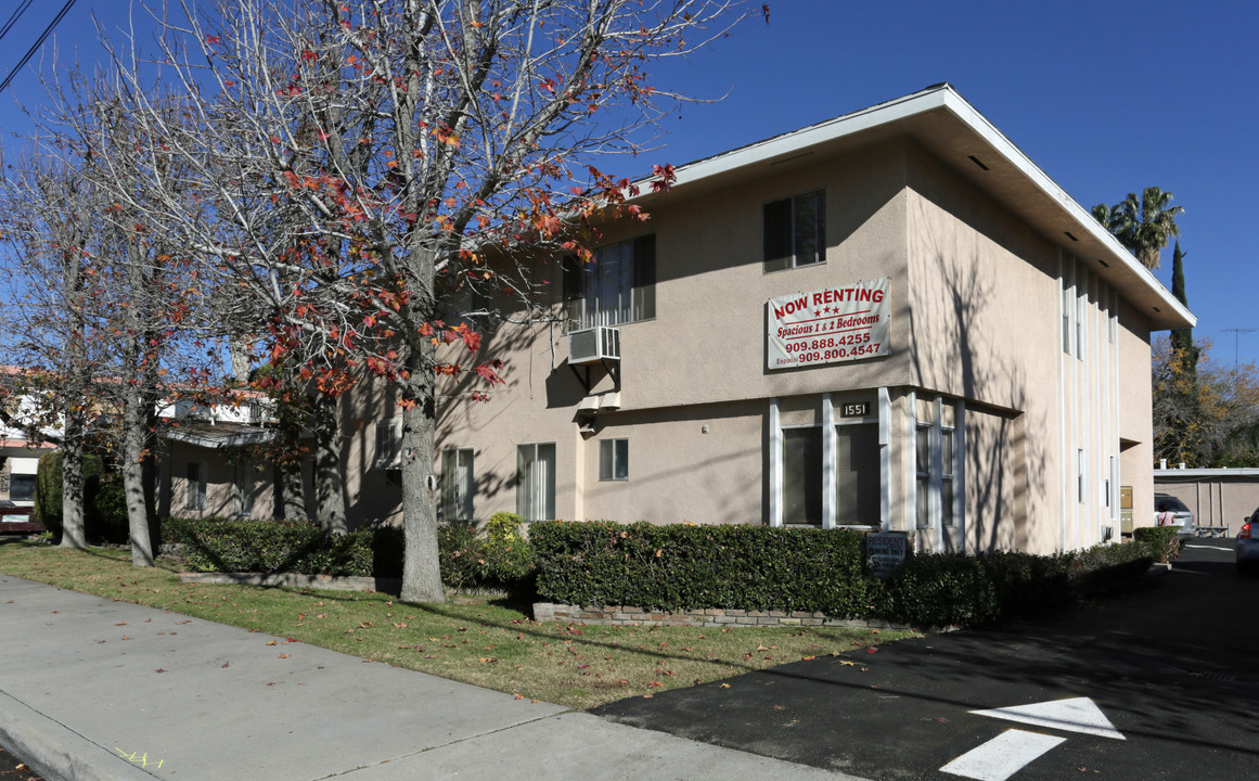 1551 N Arrowhead Ave in San Bernardino, CA - Building Photo