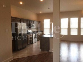 611 Canvas Ct in Lancaster, TX - Building Photo - Building Photo