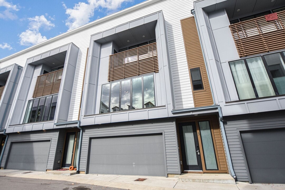 227 Oceola Ave in Nashville, TN - Building Photo