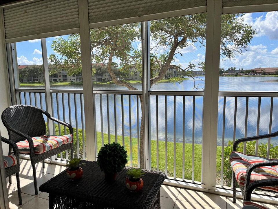 12950 SW 13th St in Pembroke Pines, FL - Building Photo