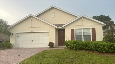 10610 Crossback Ln in Lehigh Acres, FL - Building Photo - Building Photo