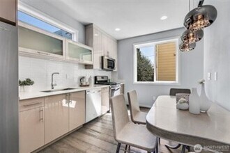 732 26th Ave S in Seattle, WA - Building Photo - Building Photo