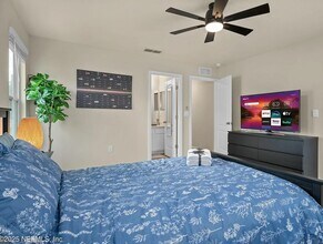 230 Aralia Ln in Jacksonville, FL - Building Photo - Building Photo