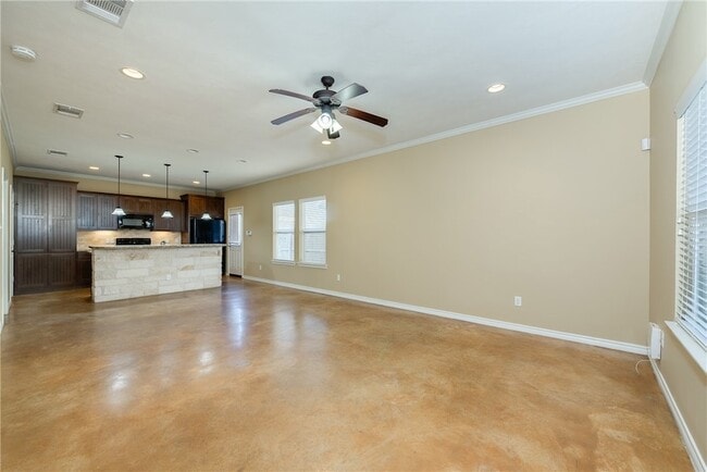 3361 Keefer Loop in College Station, TX - Building Photo - Building Photo