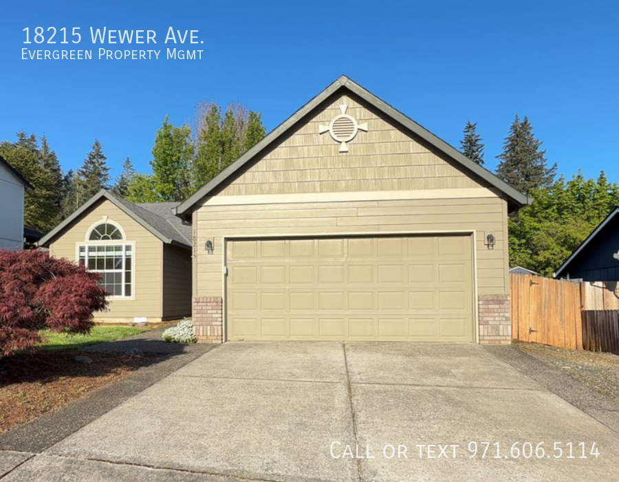 18215 Wewer Ave in Sandy, OR - Building Photo