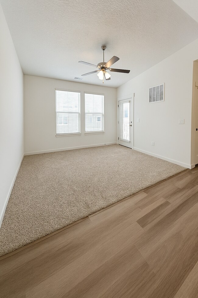 property at 841 N Coulsen Dr