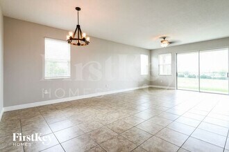 12211 Moss Lake Loop in New Port Richey, FL - Building Photo - Building Photo