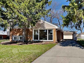 7504 Emerson St in Morton Grove, IL - Building Photo