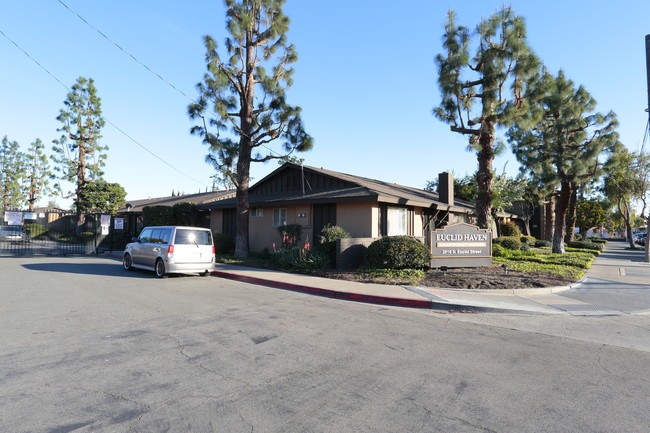 Euclid Haven Apartments in Anaheim, CA - Building Photo - Building Photo