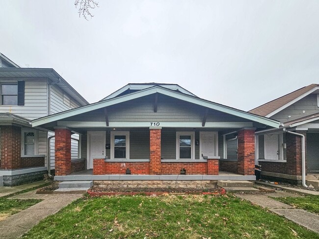 property at 712-712 N Bosart Ave