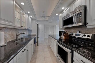 1930 Gulf Shore Blvd N, Unit C304 in Naples, FL - Building Photo - Building Photo