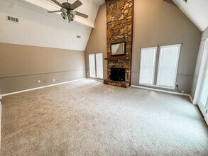 166 E Lawnwood Dr in Collierville, TN - Building Photo - Building Photo