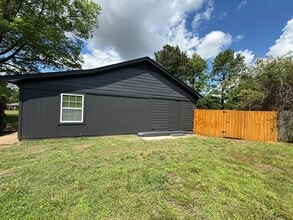 4192 Nam Ni Dr in Memphis, TN - Building Photo - Building Photo