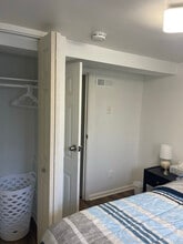 4926 W Medill Ave in Chicago, IL - Foto de edificio - Building Photo