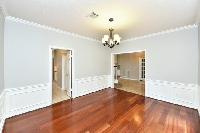 3510 Water Locust Dr