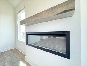 569 W Canada Dr in Farmington, AR - Building Photo - Building Photo