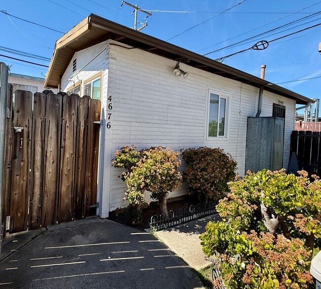 property at 4676 Hawley Blvd