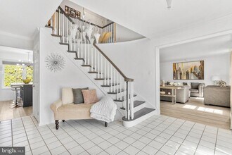 5 Greenleigh Cir in Washington Township, NJ - Building Photo - Building Photo