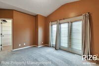 14905 Treseder St photo'