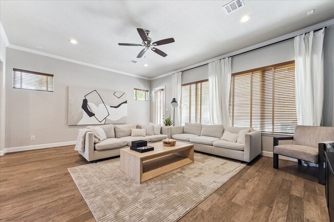 property at 1131 Robbie St