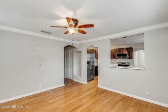 4472 Melvin Cir E in Jacksonville, FL - Building Photo - Building Photo