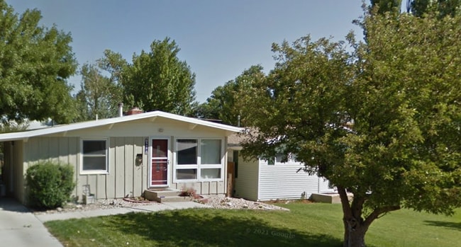 property at 2434 E 9th St
