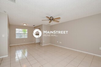 3395 Island Date Cir in Sarasota, FL - Building Photo - Building Photo