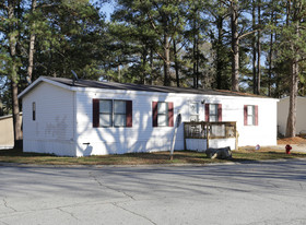 Suburban Woods Manufactured Housing Apartments