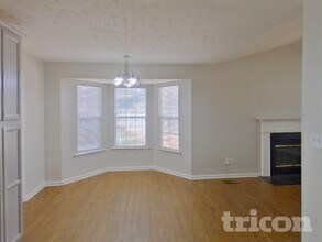 42 Jubilee Dr in Douglasville, GA - Foto de edificio - Building Photo