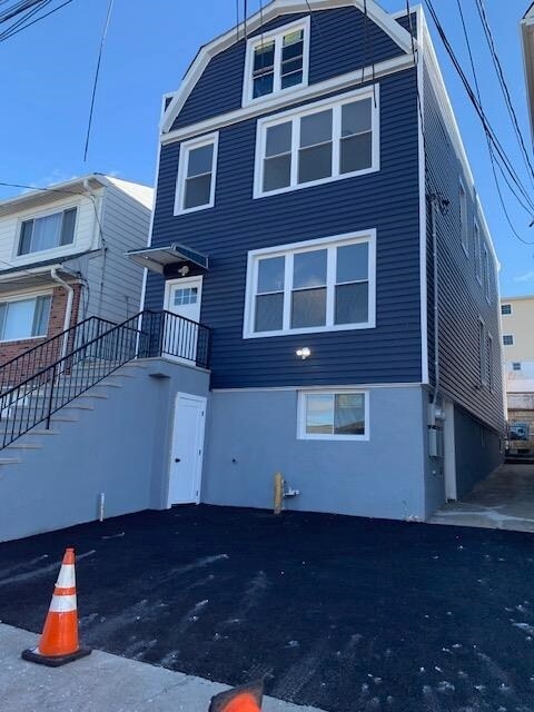 9124 Columbia Ave in North Bergen, NJ - Building Photo