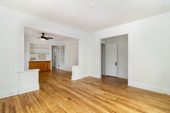 822 W 35th St in Minneapolis, MN - Foto de edificio - Building Photo