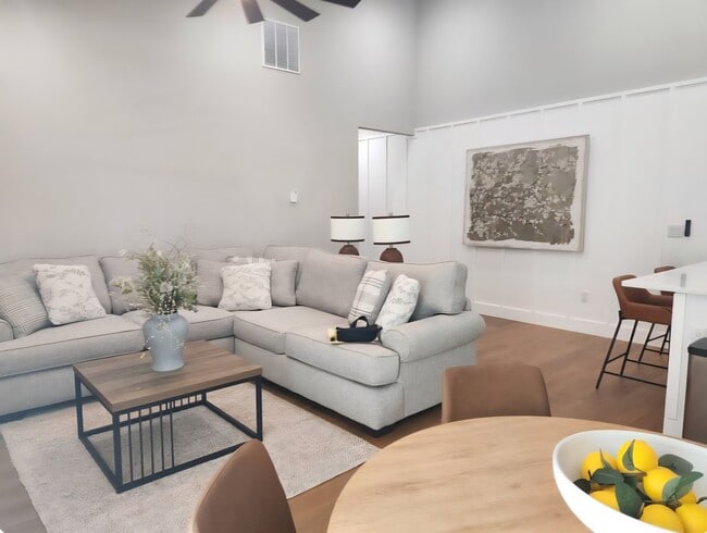 property at 6384 W Flanders Ln