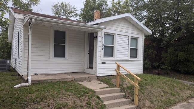 property at 1109 Cedar St