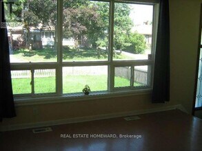 218 Alsace Rd in Richmond Hill, ON - Building Photo - Building Photo