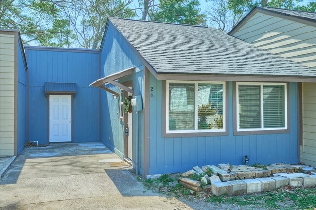 26 Harbour Row Dr in Coldspring, TX - Building Photo - Building Photo