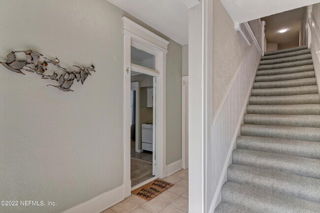 2743 Vernon Terrace-Unit -4 in Jacksonville, FL - Building Photo - Building Photo