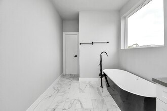 6817 Peerless St in Houston, TX - Building Photo - Building Photo