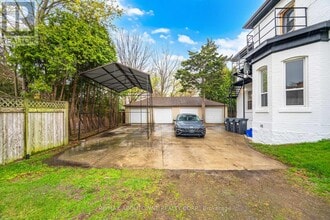 486 Holtby Ave in Burlington, ON - Building Photo - Building Photo