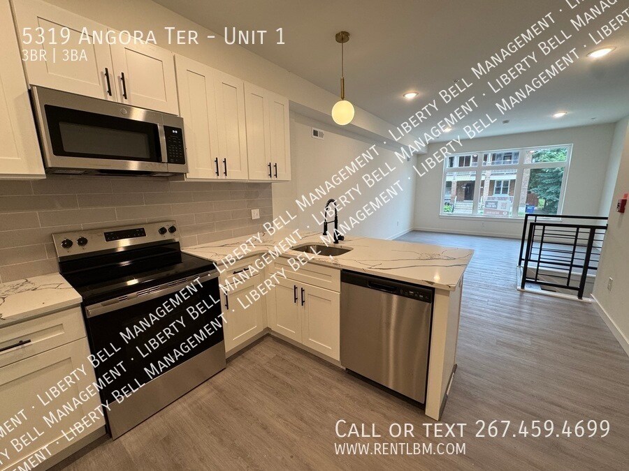 5319 Angora Terrace-Unit -Unit 1 in Philadelphia, PA - Building Photo