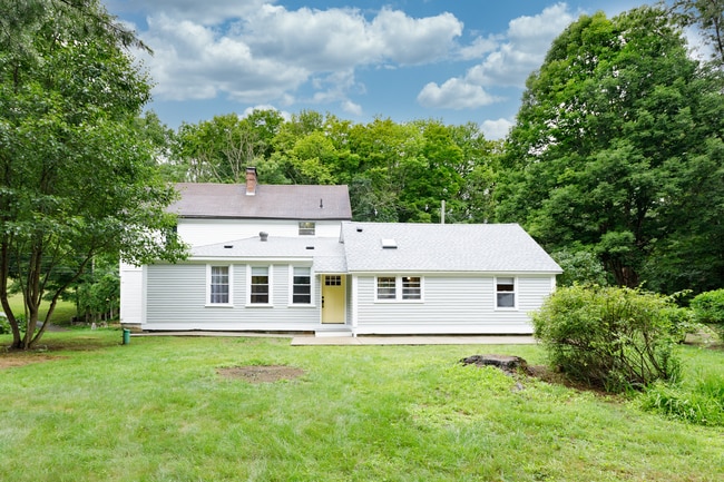 227 Gurleyville Rd, Unit A