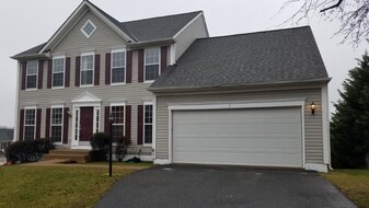 1 Dartmouth Ave in Stafford, VA - Building Photo