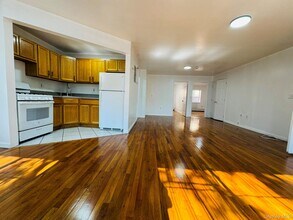 53 W 192nd St in Bronx, NY - Building Photo - Building Photo