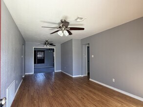 3138 Westgard St in Corpus Christi, TX - Building Photo - Building Photo