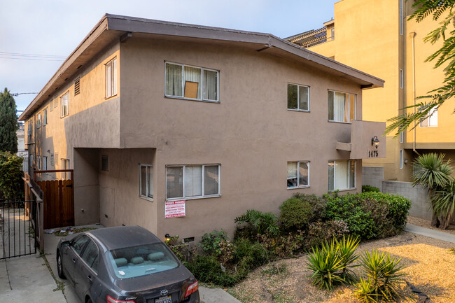 1475 S Wooster St in Los Angeles, CA - Foto de edificio - Building Photo