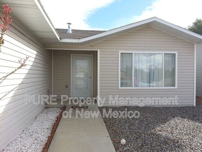 200 Valle Vista Dr in Farmington, NM - Building Photo - Building Photo