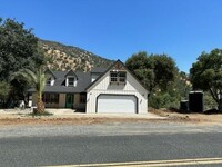 38129 Balch Park Rd in Springville, CA - Foto de edificio - Building Photo