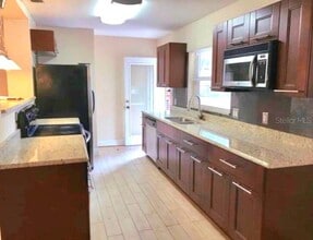 1604 Curry Ford Rd in Orlando, FL - Building Photo - Building Photo