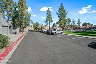 14002 N 49th Ave in Glendale, AZ - Building Photo - Building Photo