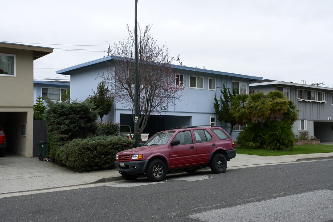 1714 S Grant St in San Mateo, CA - Building Photo