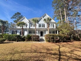 1822 S James Gregarie Rd in Mount Pleasant, SC - Building Photo